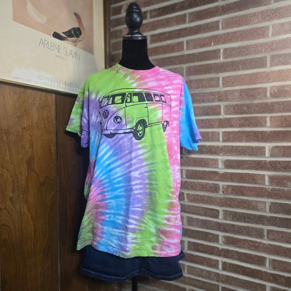 Vintage Style VW Bus Tie Dye T-Shirt Carolina Tye Dyes Adult Size L